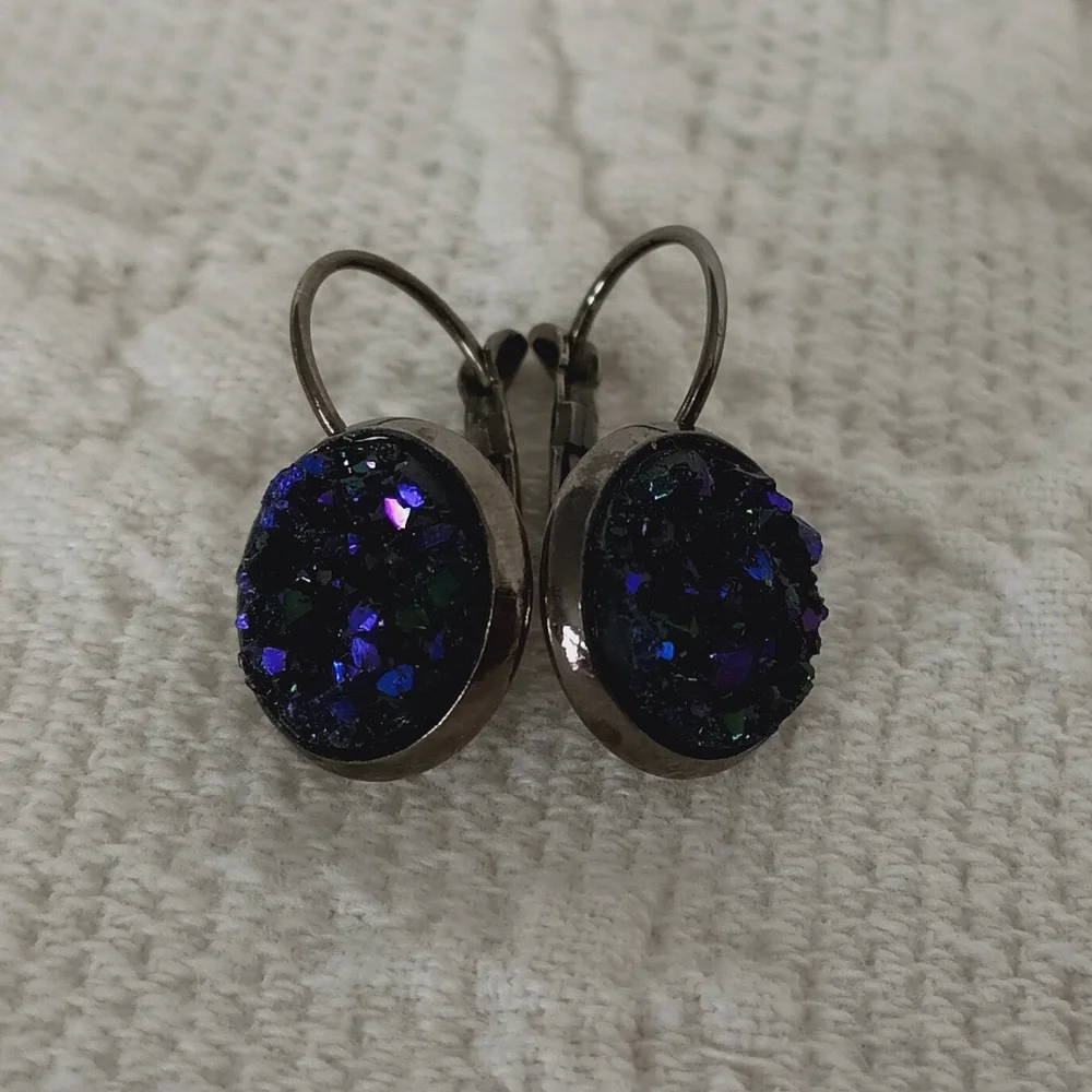 Mermaid Stud Earrings Druzy Geode Sparkly Purple Black Whimsigoth Raw Iridescent - Picture 5 of 7